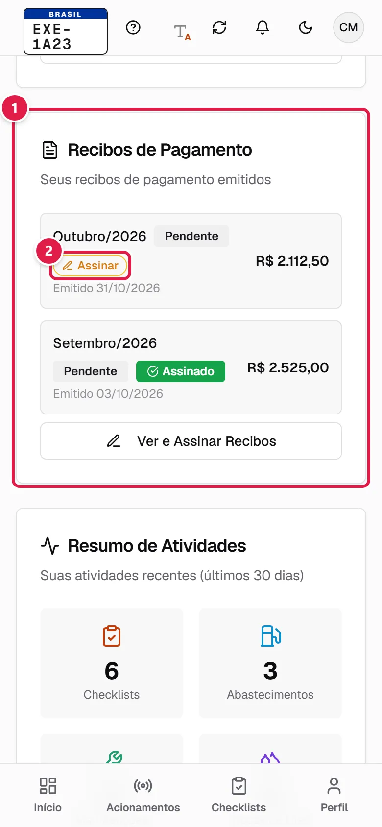 Cartão de recibos no painel do motorista